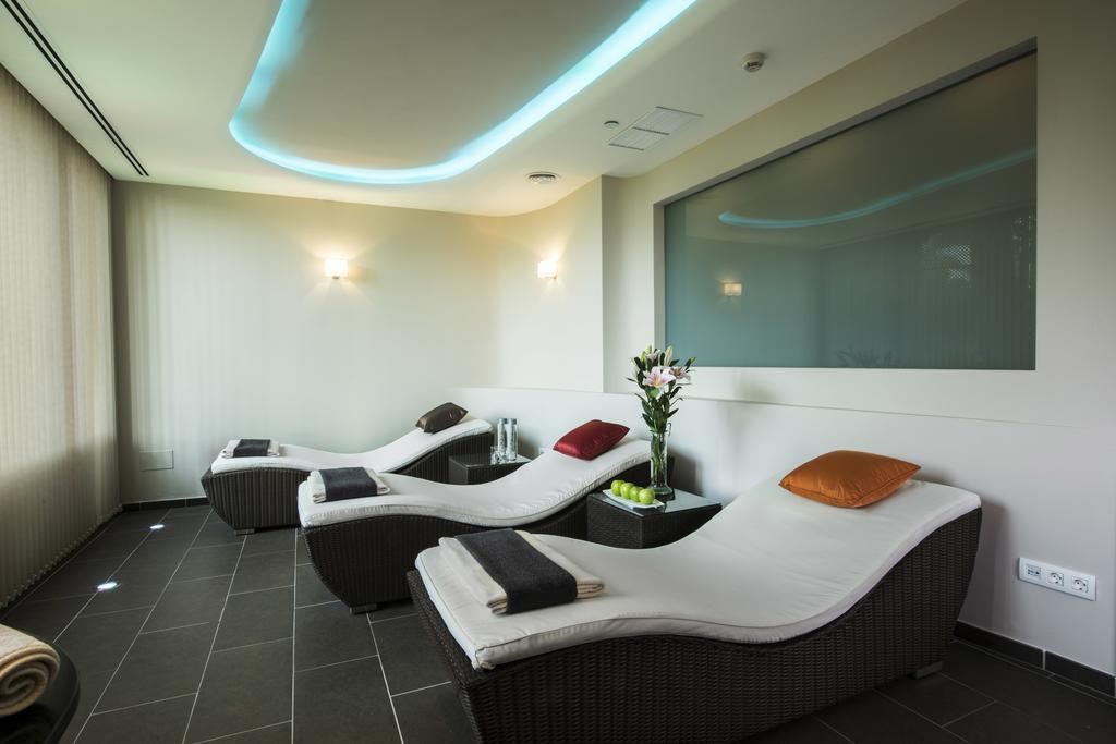 Bahia Beach Apartments Estepona Kültér fotó
