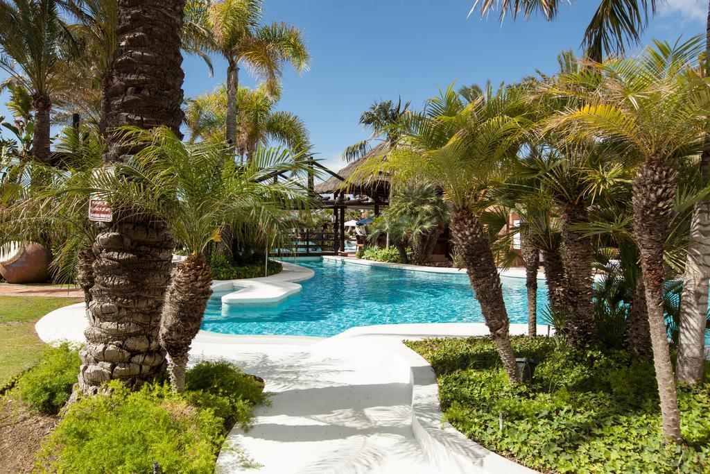 Bahia Beach Apartments Estepona Kültér fotó