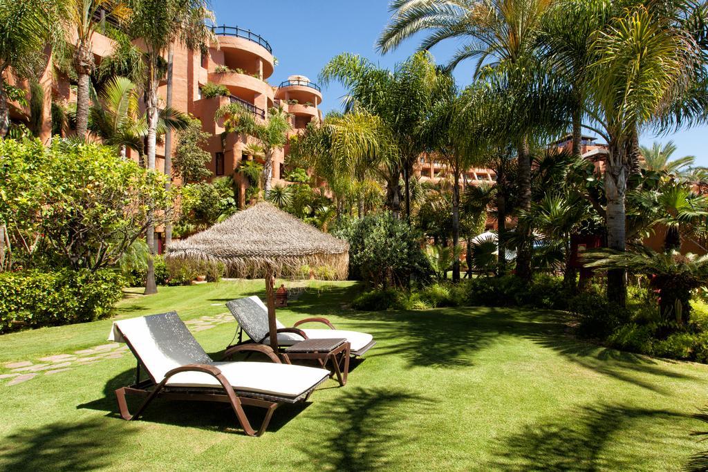 Bahia Beach Apartments Estepona Kültér fotó