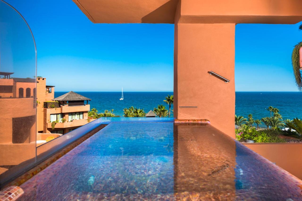 Bahia Beach Apartments Estepona Kültér fotó