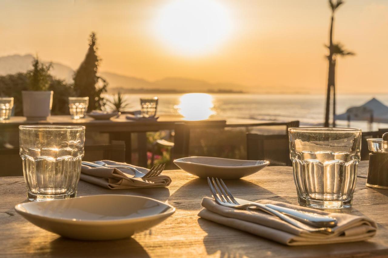 Bahia Beach Apartments Estepona Kültér fotó